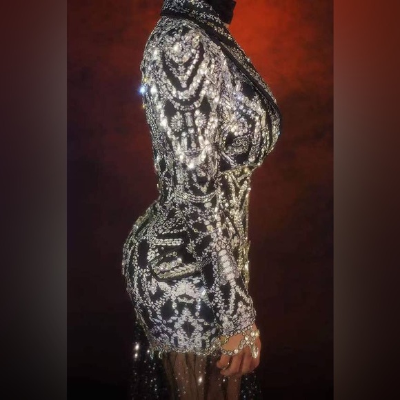 Black and Silver Diamond Long Blazer Dress - Picture 8 of 10